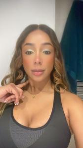 661138214: Chica busca chico en Barcelona