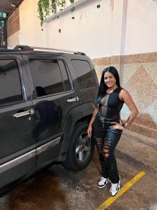 645967393: Chica busca chico en Sevilla