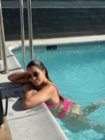 645967393: Chica busca chico en Sevilla