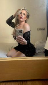 613805340: Chica busca chico en Barcelona