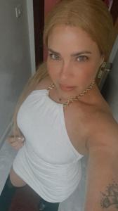 Chica busca chico en Barcelona: Chica busca chico