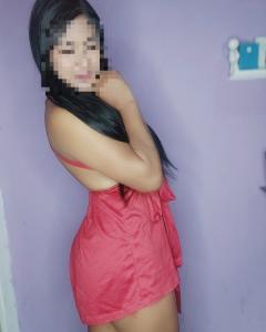 624702143: Chica busca chico en Madrid